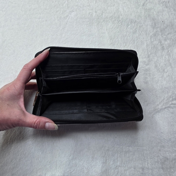 Camo Women's Camouflage Wallet Vegan Leather - Picture 3 of 7